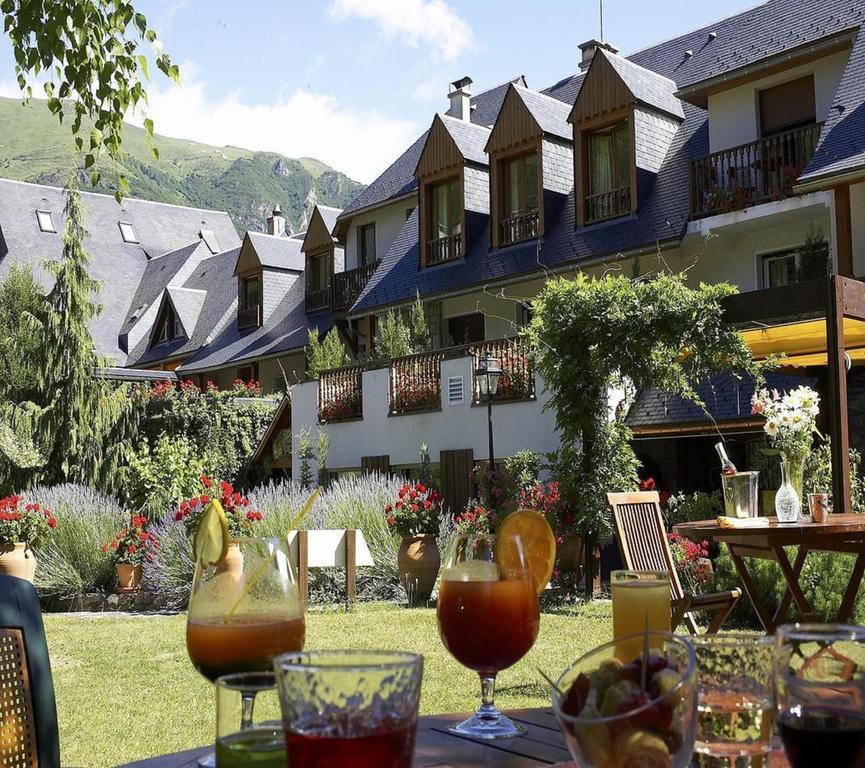 Hotel Mir Saint-Lary-Soulan Exterior foto